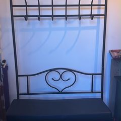Coat stand
