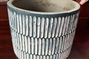 Flower pot