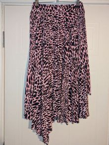 Stunning animal print hi--lo midi skirt from Topshop
