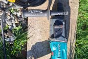 Makita Hr 2470 breaker/drill