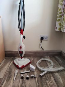 Dirt Devil DD7001 Steam Mop