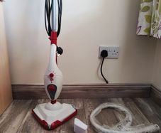 Dirt Devil DD7001 Steam Mop