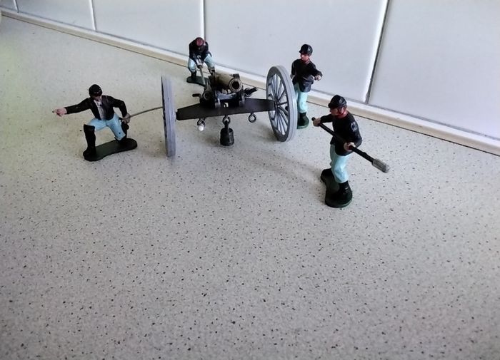 soldiers