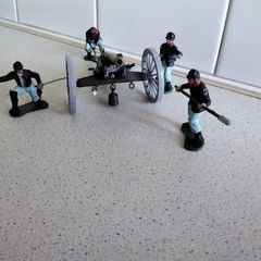 soldiers