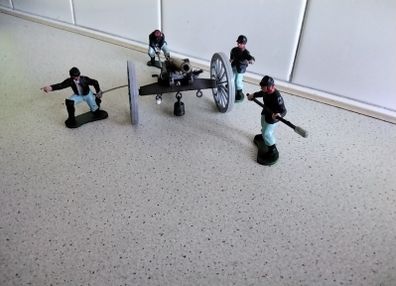 soldiers