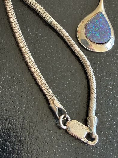 silver neck