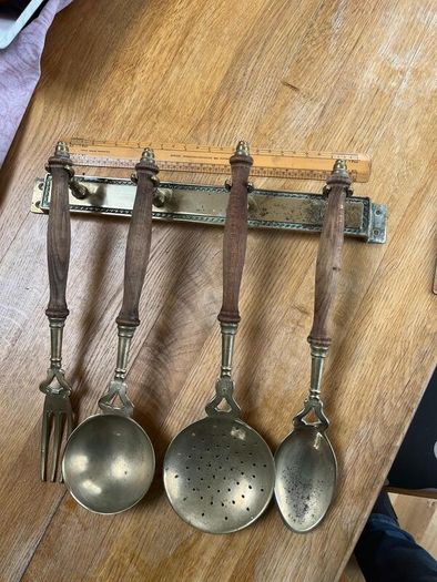 Bronze Utensils