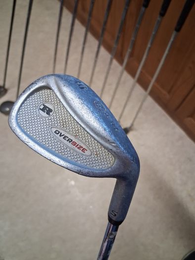 Golf Clubs. Set Of Right Handed Mens Golf Clubs. Collect In Dublin Or Receive Via Post.