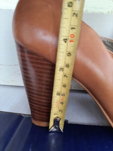 Beautiful new genuine leather Rocha John Rocha shoes