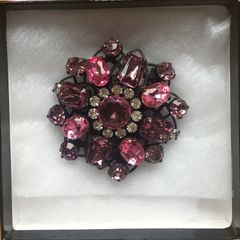 Pink & white decorative Jewel brooch