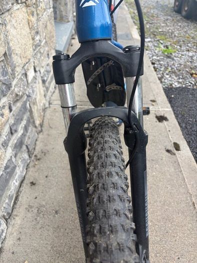 29er Merida hard tail mountain bike