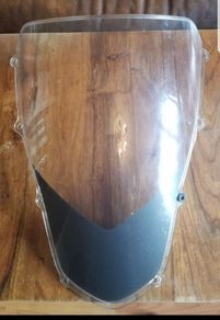aprilia RSV1000 mille screen