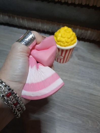 3 squishy toys