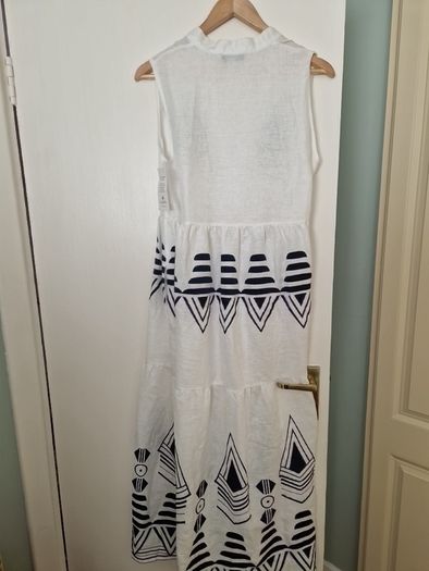 Lisa Lust list Long linen dress
