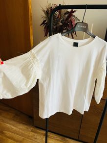 Pinko balloon sleeve white  t-shirt