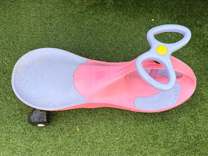 Wiggle Car