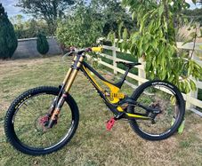 Specialized demo 8