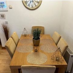 Table & 6 Chairs
