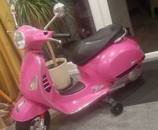 Vespa Scooter Ride On