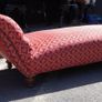 Elegant Red Chaise Longue Image 2