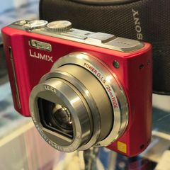 Panasonic LUMIX DMC-TZ10 12.1MP Digital Camera 12x Optical Zoom Red/ Excellent