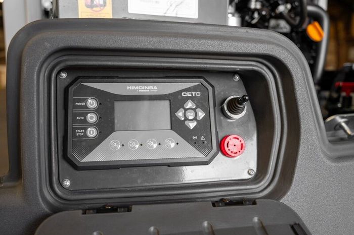 MacGen MacLite Compact LED Lighting Tower | Yanmar