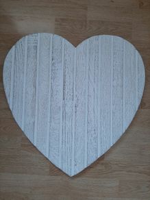 Hanging Wall Heart