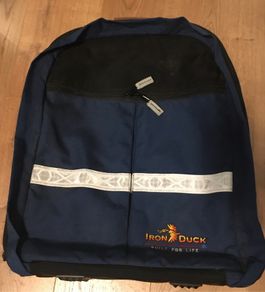 IronDuck single strap medical bag. Suit CFR, EFR, EMT, Paramedic, AP, Nurse or Doctor