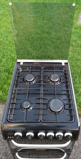 Cannon mains gas cooker