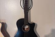 Cort 6 strong semi acoustic