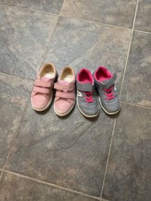 girls shoes - size 9