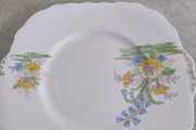 Colclough English Bone China Cake or biscuit plat EXCELLENT CONDITION