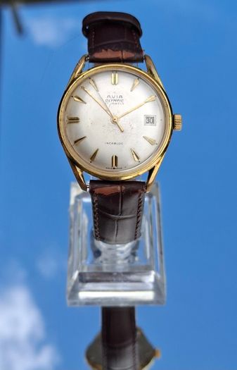 Vintage SWISS Watch AVIA Olympic 17 Jewels Working