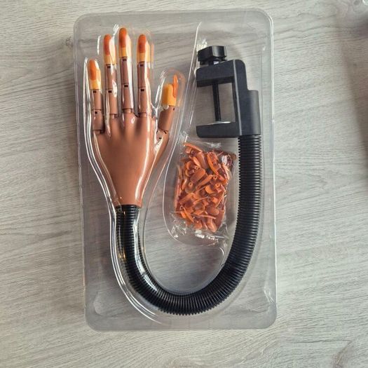 Nail Practice Hand w Accessories