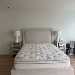 king size bed