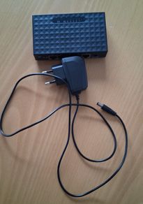 5-Port 10/100Mbps Network Switch