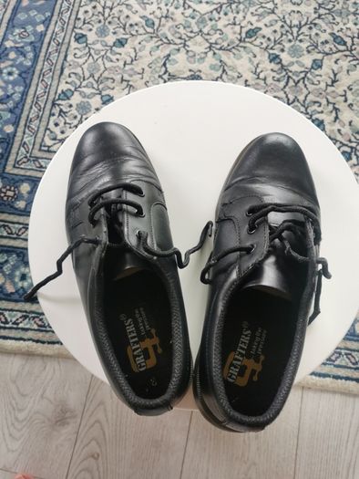 men's shoes