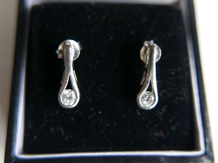 Vintage Sterling Silver 925 CZ Loop Drop Earrings 1,54g