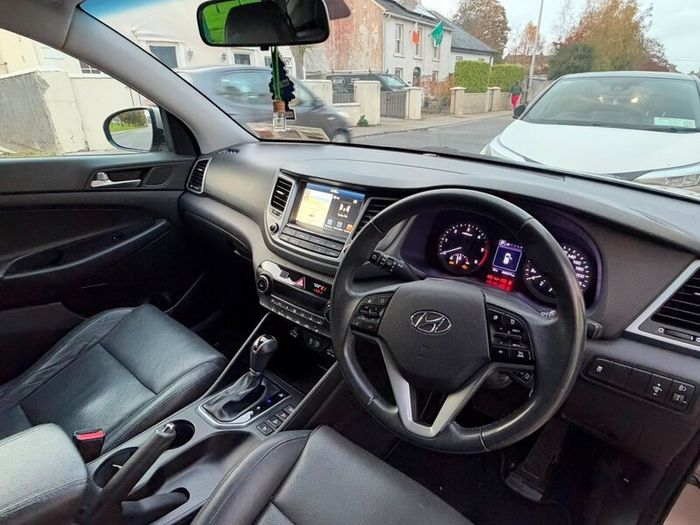 Hyundai touson automatic 4wd