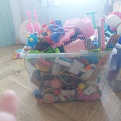 toys