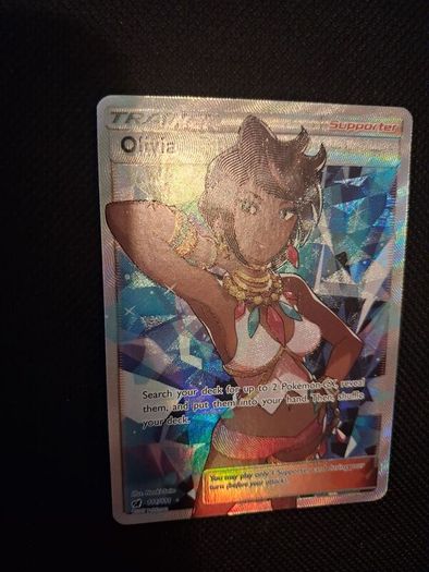 Pokemon Card : Olivia 111