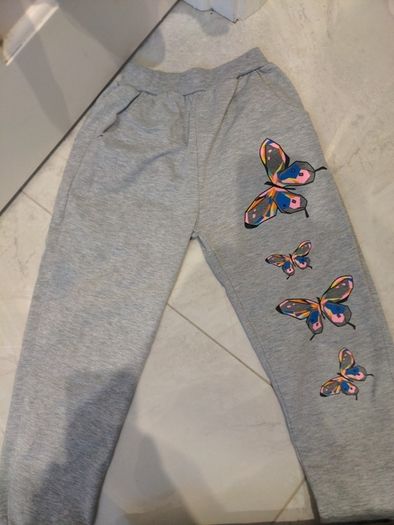 Girls tracksuit