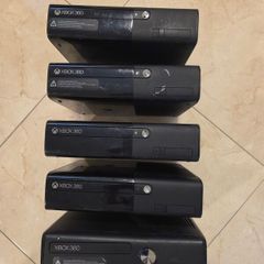 5 x Xbox 360 Consoles (Collection Only)