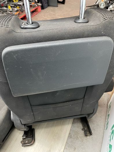 Peugeot 5008 Seat Set