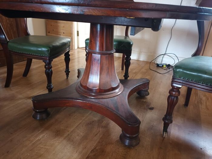 Antique Mahogany Breakfast table