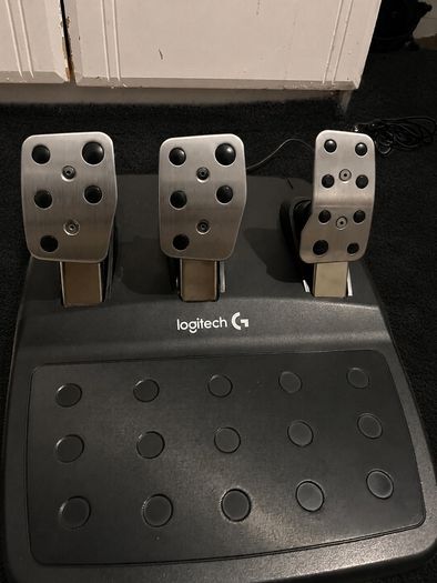 Logitech G29