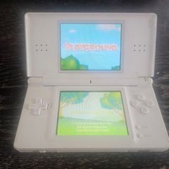 Nintendo DS Lite