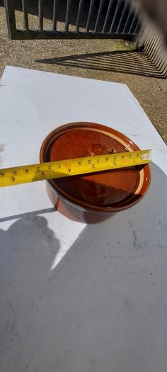 Pearsons of Chesterfield ,mini 1/2 pint individual casserole dish with lid ,,nice condition,, sold as is,
