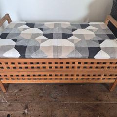 Storage/Seat