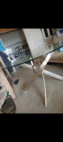 PRICE DROP DAWNAngel Creda Designer Tempered Glass Table 1/7 Price